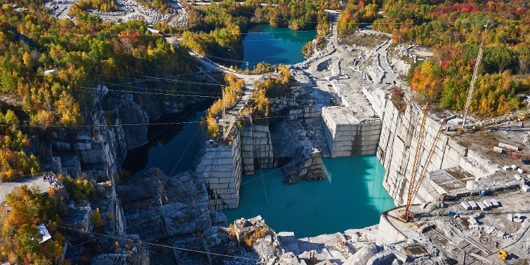 Rock of Ages Granite Quarry Tours Barre VT Day trip Foliage-1