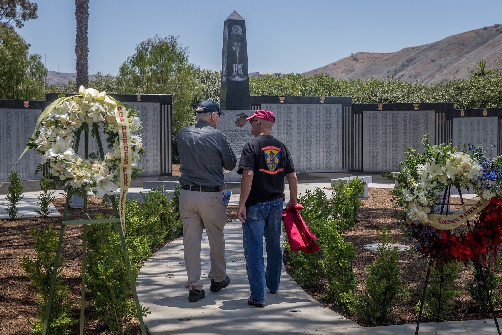 Vietnam Memorial Honors American Heroes With American Stones-4