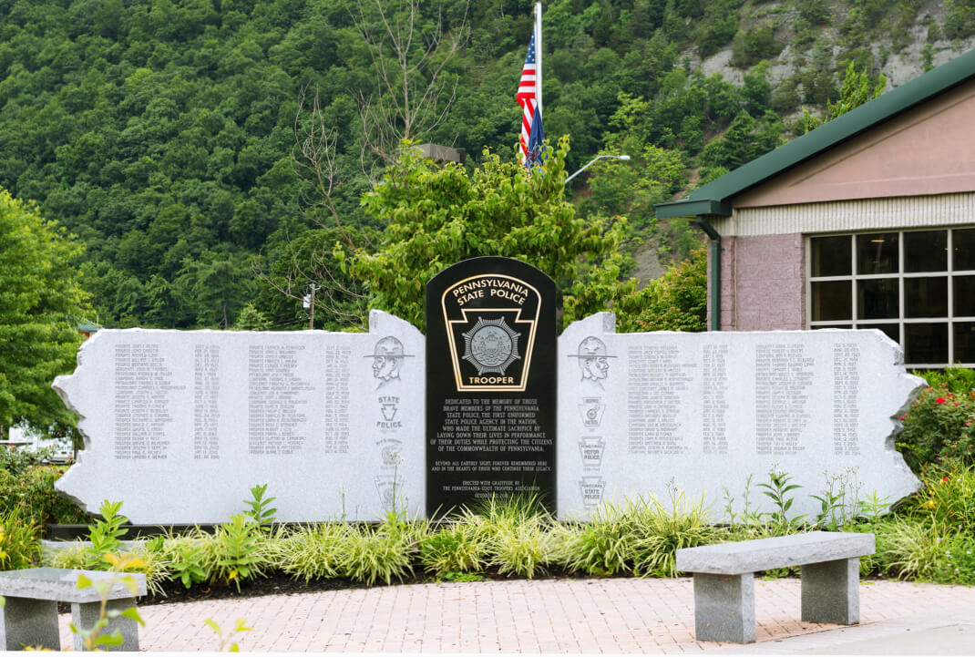 Pennsylvania.State_.Police.Trooper.Memorial1@1x